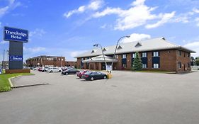 Travelodge Hotel Montreal Airport